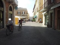 Ciclista nel corso di Senigallia Ciclista nel corso di Senigallia