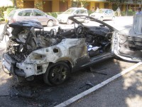 L'auto esplosa in via Paisiello