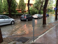 L'immagine di lunedì 3 settembre, di una via Anita Garibaldi sommersa dall'acqua