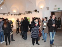 Pubblico all'apertura della mostra di D'Agostino