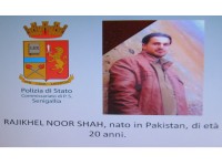 Rajikhel Noor Shah, giovane 20enne pakistano, morto di stenti lungo il "viaggio della speranza"