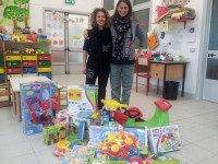 Ostramondo: donazione dei giochi alle scuole dell'infanzia di Ostra