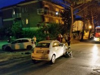 Le auto coinvolte nell'incidente tra via Feltrini e viale A. Garibaldi Le auto coinvolte nell'incidente tra via Feltrini e viale A. Garibaldi
