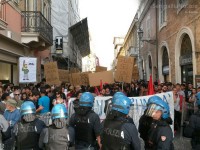 Contestazioni a Matteo Salvini in piazza Roma a Senigallia