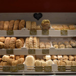Il banco del pane presso NaturaSì - La Terra e il Cielo di Senigallia