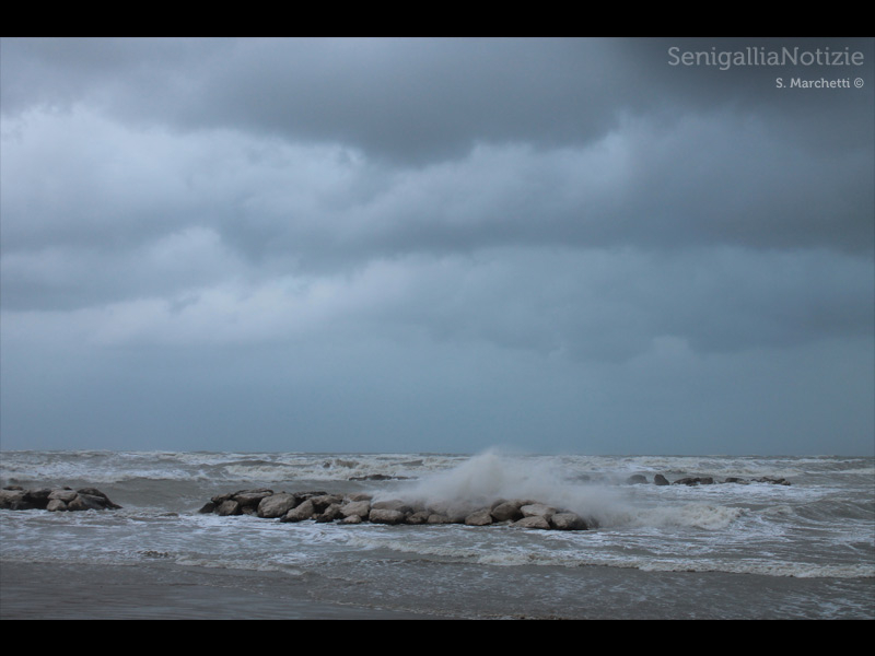 22/01/2014 - Mare in tempesta