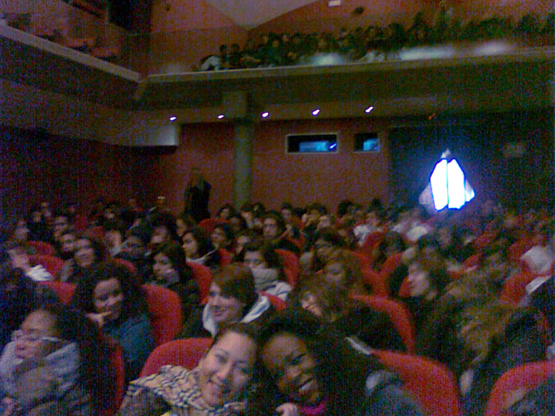 Giornata della memoria 2012: Gli alunni del Panzini al Cinema Gabbiano