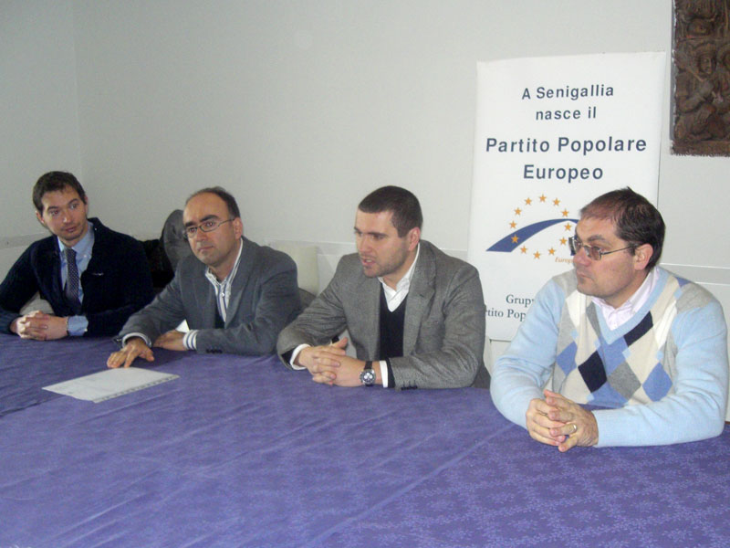I componenti del gruppo consiliare PPE-PDL, Enrico Rimini, Gabriele Cameruccio, Alessandro Cicconi Massi e Alessandro Mazzarini