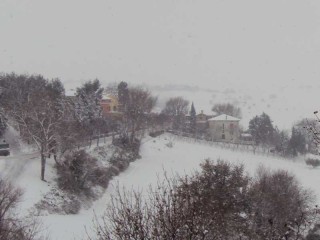 Entroterra senigalliese imbiancato dalla neve