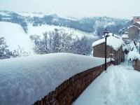 Neve in una frazione di Serra de' Conti