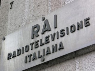 La targa della Rai in viale Mazzini