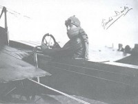 Il pergolese Giulio Cattarini Brilli decolla da Piazza d’Armi di Senigallia con il Deperdussin