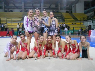 Le ragazze della ginnastica ritmica della Uisp Senigallia
