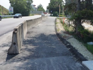 Il tratto conclusivo della pista ciclabile lungo la S.P. Arceviese di Senigallia