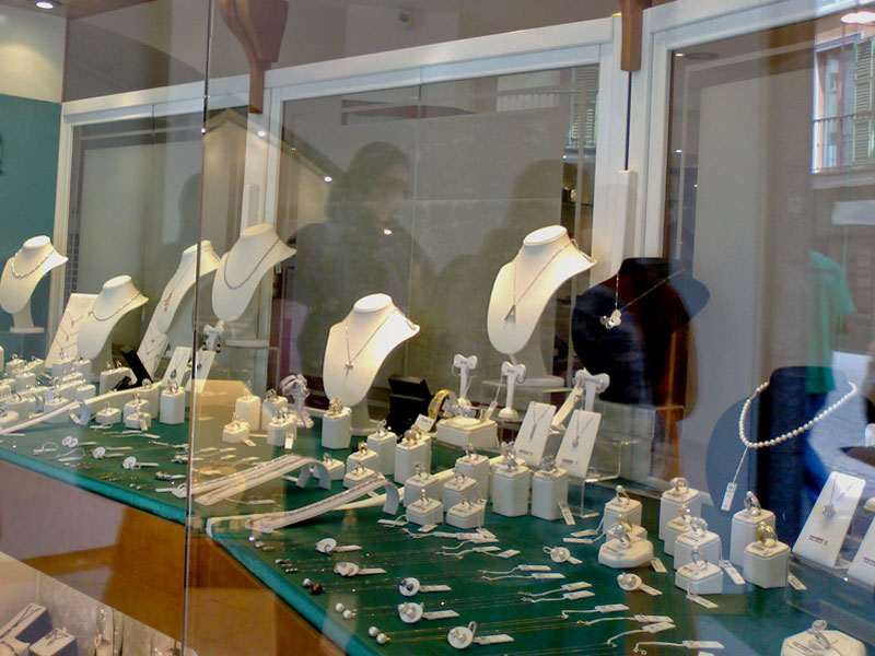 Un negozio di gioielli