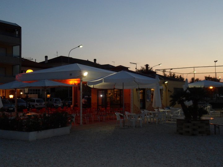 Mosquito Beach Cafè