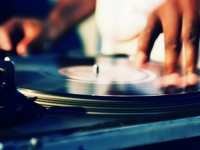 Dj, musica nei locali e nelle discoteche