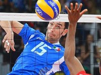 Emanuele Birarelli in azione contro la Gran Bretagna