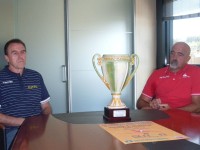 da sinistra, Recalcati, la Coppa e Ticchi