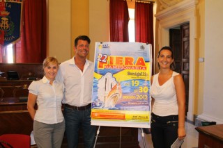 Michela Fioretti, Maurizio Mangialardi e Paola Curzi presentano la Fiera Campionaria 2012