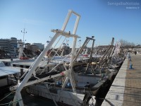 Navi da pesca ferme al porto di Senigallia, darsena sul piazzale Nino Bixio, porto, navi, pesca, vongolare