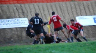 Una meta di Edoardo Rosa del SenaRugby