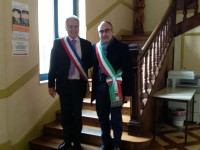 Massimo bello (a destra) col sindaco di Guérigny, Pìerre Chateau