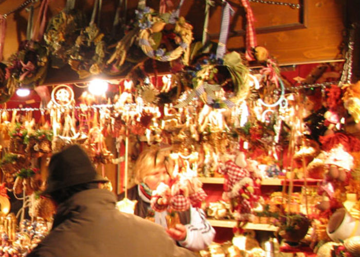 Un mercato natalizio
