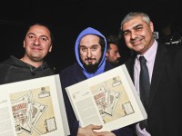 Vinicio Capossela con Gennaro Campanile (a destra) e Francesco Sabbatini Rossetti (a sinistra)