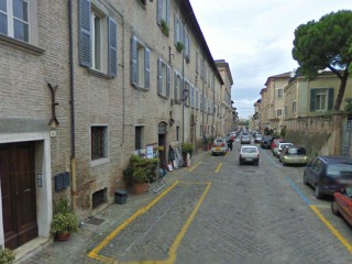 Via Pisacane, a Senigallia