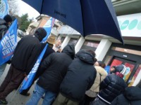 Manifestazione a Jesi sotto la sede del'AATO2
