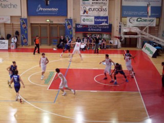 La Goldengas in difesa contro Firenze