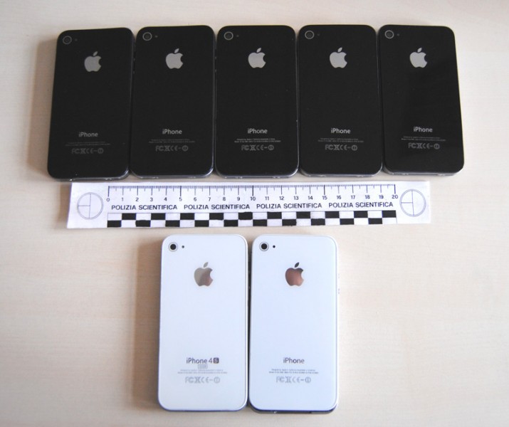 iPhone contraffatti e sequestrati dalla Polizia di Senigallia