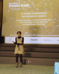 FameLab 2013 ad Ancona: Raffaella Lazzarini