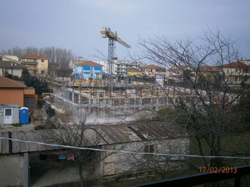 Il cantiere edile alla Cesanella di Senigallia
