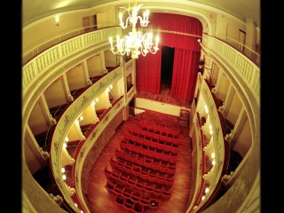 L'interno del Teatro La Vittoria di Ostra