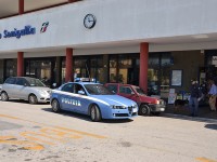 Controlli della Polizia alla stazione ferroviaria di Senigallia