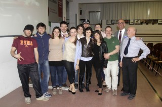 Studenti al Corinaldesi partecipanti alla campagna contro droghe e alcool al volante