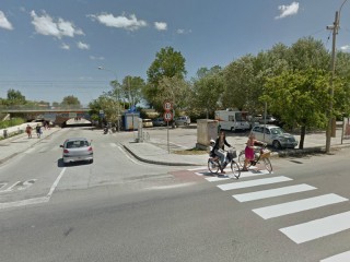 Il parcheggio sulla SS16 Adriatica sud, altezza Ciarnin, incrocio con via Grosseto, a Senigallia