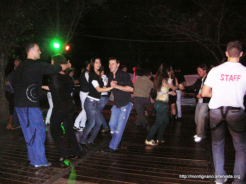 Si balla alla Festa del Cuntadin di Montignano di Senigallia