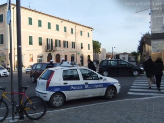 Controlli della Polizia Municipale a Senigallia