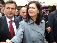 Laura Boldrini a Arcevia: il saluto al pubblico