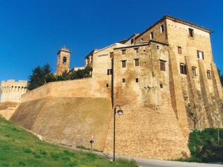 Il monastero di clausura femminile di S. Maria Maddalena a Serra de' Conti, lato est
