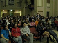 Il pubblico alla chiesa dei Cancelli per ascoltare Paolo Attivissimo, ospite di fosforo, la festa della scienza