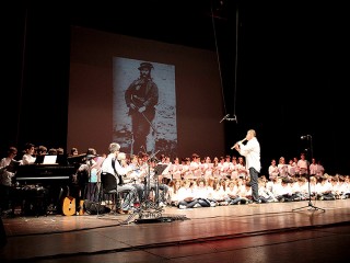 Spettacolo della Mercantini di Senigallia alla Fenice "Era mej quand’era pegg…"