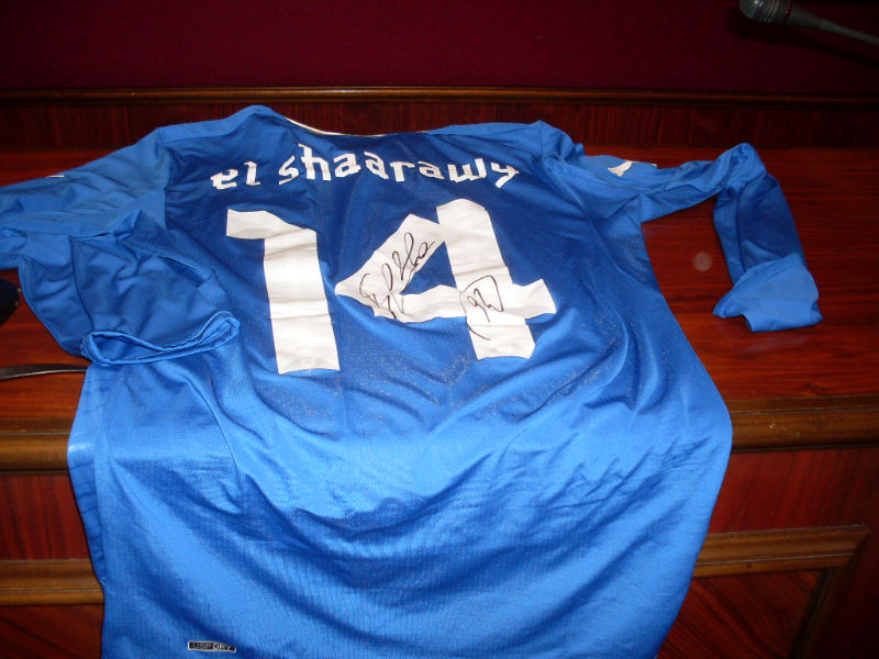 La maglia azzurra di El Shaarawy all'asta