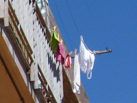Panni stesi su un terrazzo