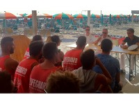 L'incontro degli addetti al salvamento con la Capitaneria di Porto di Senigallia