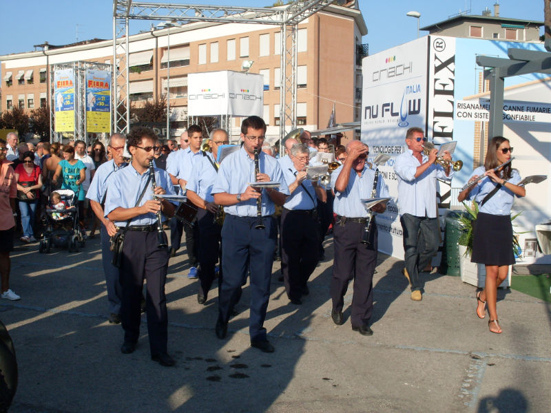 La Banda cittadina si esibisce all'inaugurazione della Fiera Campionaria