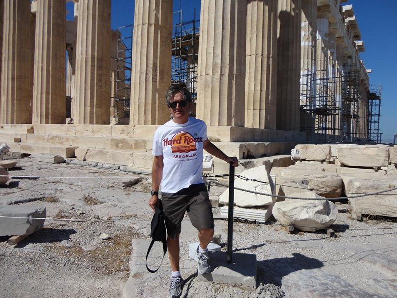 Gent'd'S'nigaja al Partenone di Atene